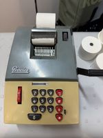 Calculatrice vintage Precisa - Collection Printemps!