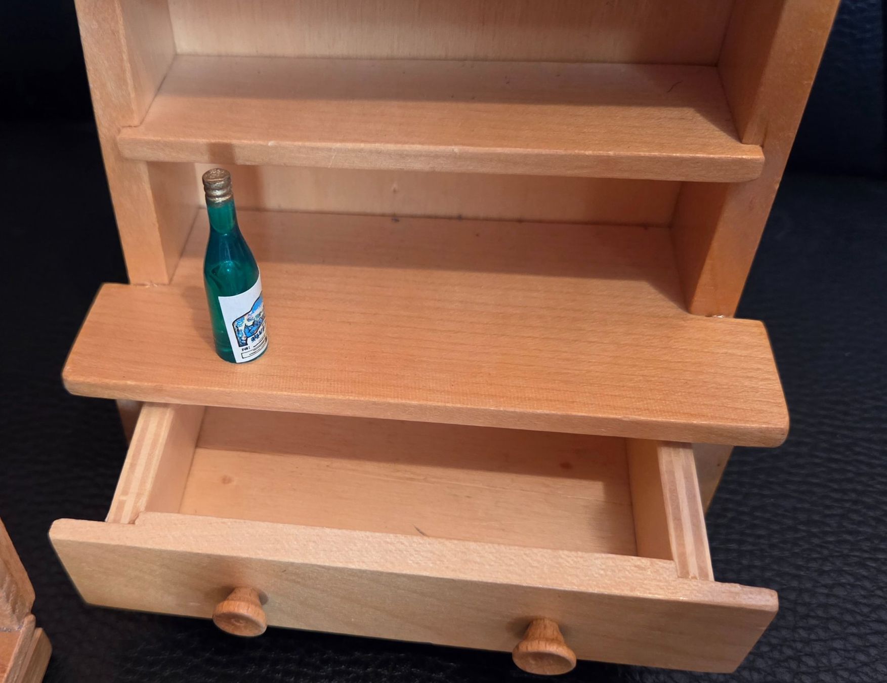 Puppenhäuser & -möbel: Puppenhausmöbel Küche – Gebraucht aus Oberwangen b. Bern von Mesimo 1