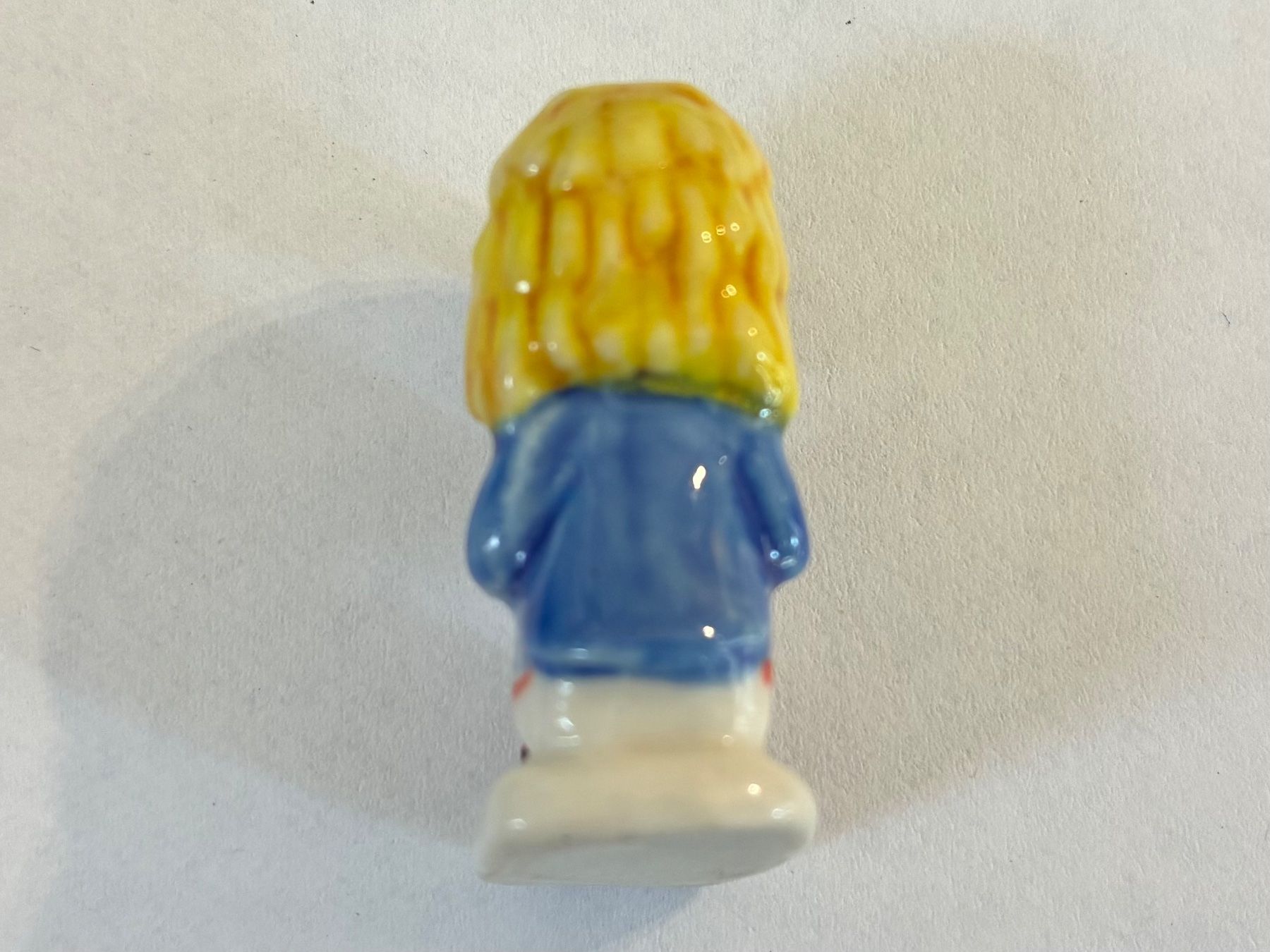 Statuette: Kübler-Figürli 1b, Waggis sitzend – Usato da Riehen venduto da freestyle_buttons 1