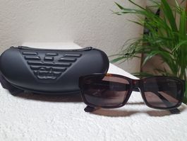 Emporio Armani Sonnenbrille, braun mit Etui und Putztuch