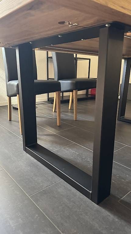 Conforama Set di tavolo e panche: Holztisch + Stühle – Usato da Lyss venduto da Farno57 1