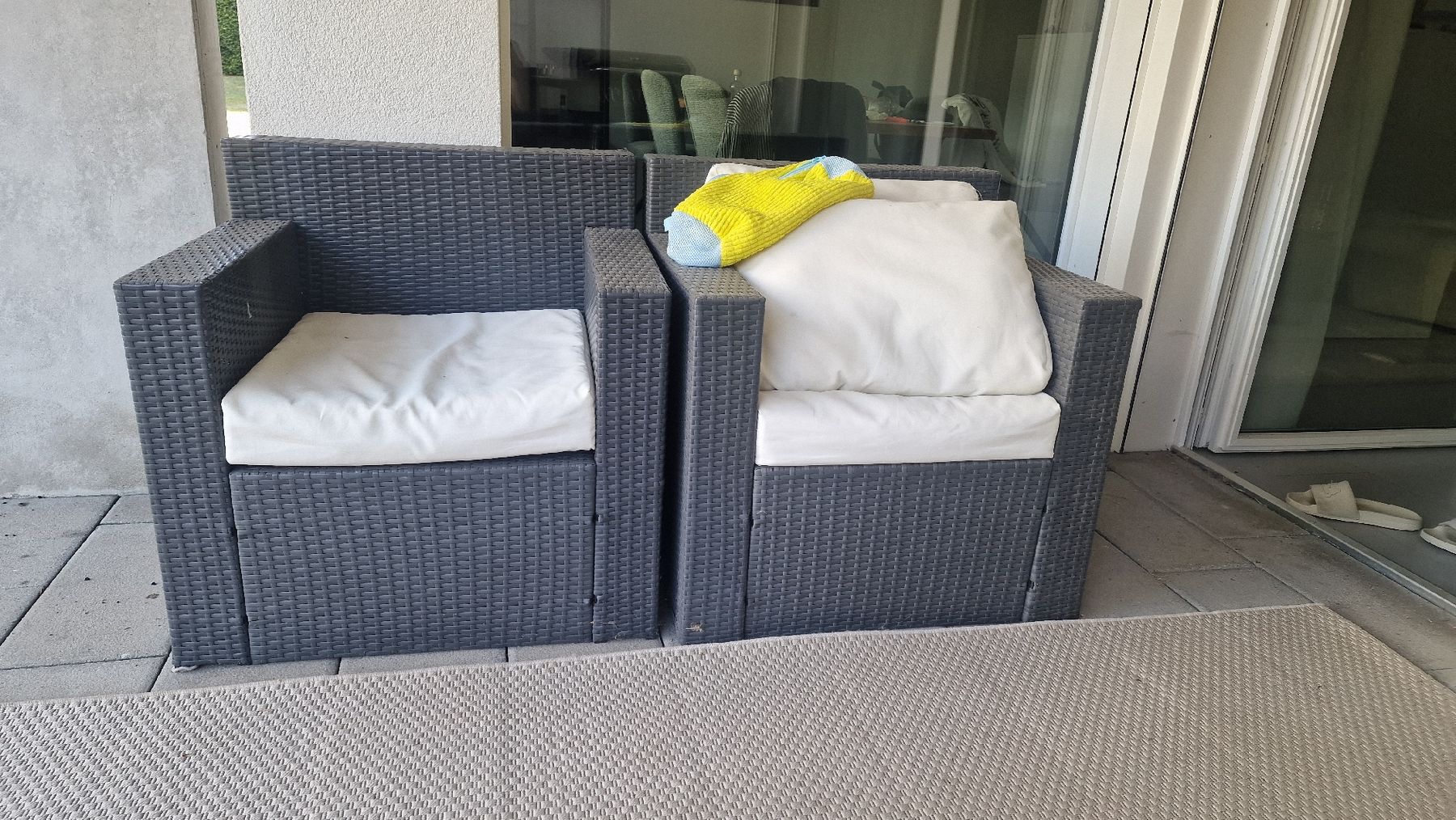 Ikea Poltrone: Gartenmoebel Set 3 Teile mit Grill – Usato da Dübendorf venduto da xhe_rgc7