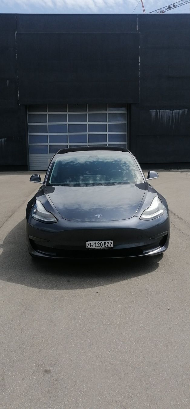 Tesla Autos: Tesla Model 3 Performance - FSD, zweifach bereift, Extras – Gebraucht aus Cham von SULZER01