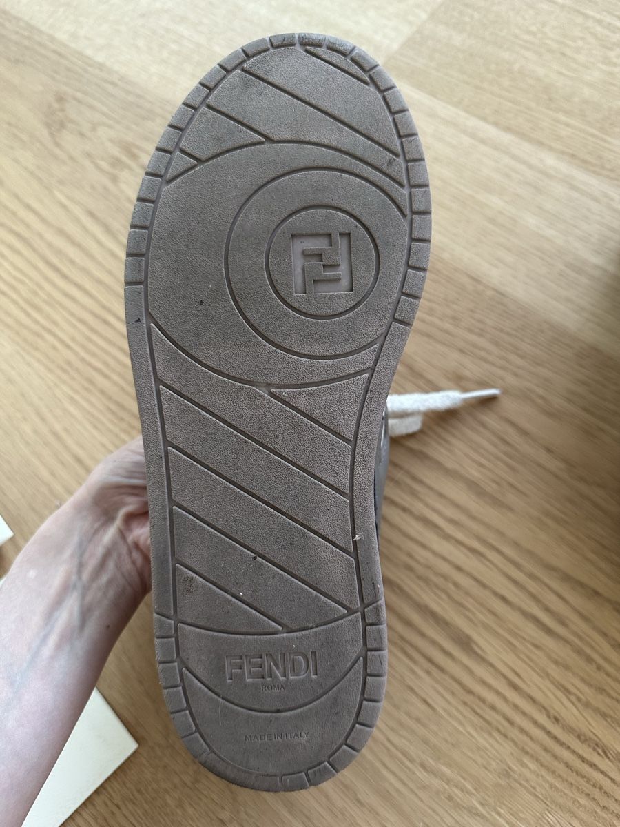 Damenschuhe: FENDI Sneakers – Gebraucht aus Neuhausen von ann_t9kn 3