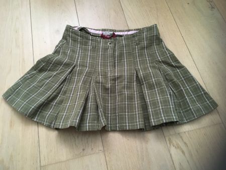 Klassischer Rock Gr. 134 H&M