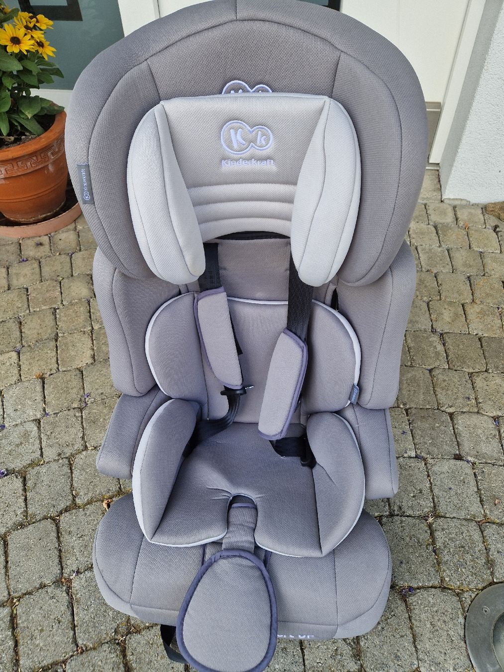 Kinderkraft Auto-Kindersitze: Kindersitz für'Auto – Gebraucht aus Starrkirch-Wil von Aizul.12