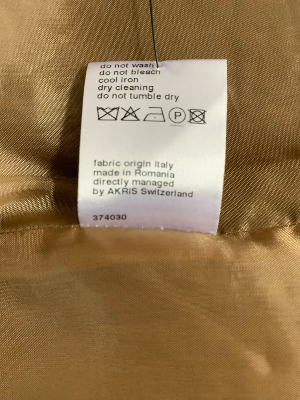 Akris Giacche: AKRIS: Lässige braune Biker-Jacke, 36 – Usato da Luzern venduto da paulablue 8