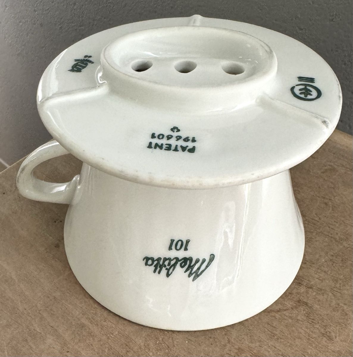 Autres articles pour la maison: Melitta 101 Kaffeefilter Langenthal 1960 / 3-Loch – D'occasion à Rothrist par Luckywinner 4
