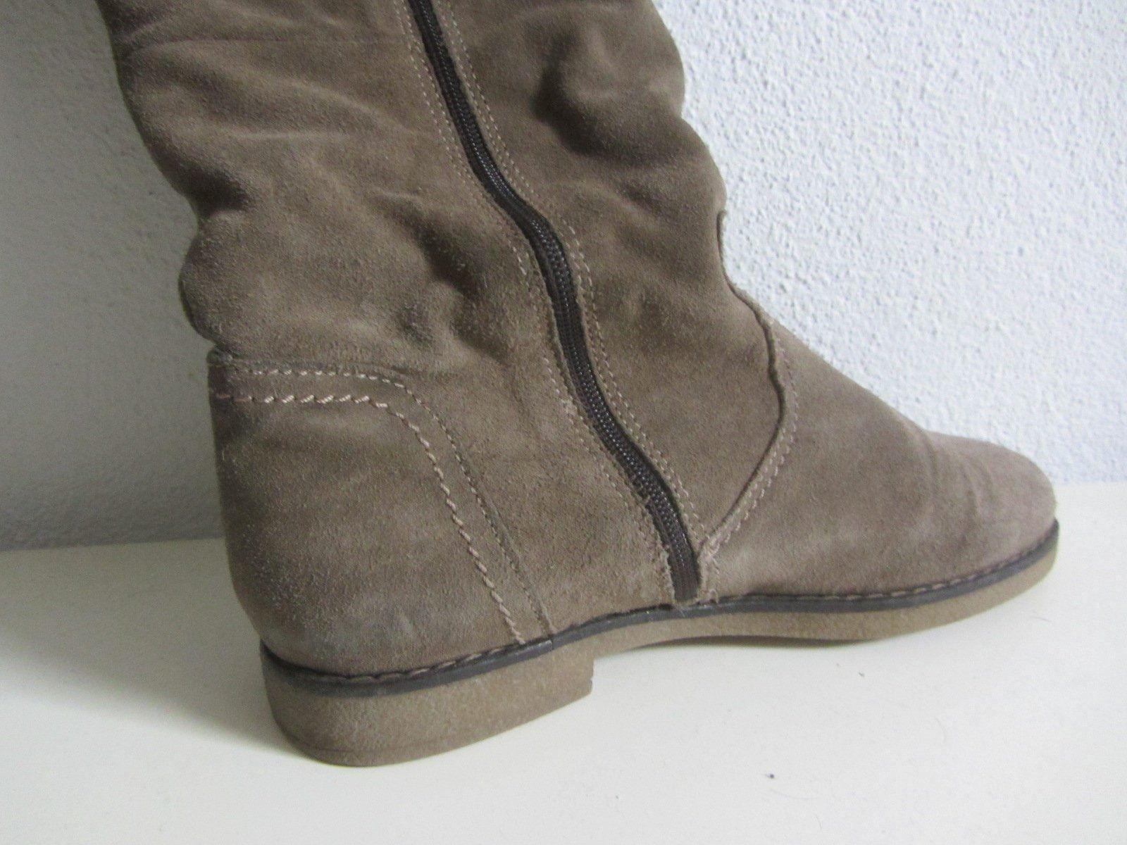 Scarpe da donna: JANET D. - Leder Stiefel taupe 39 – Usato da Zürich venduto da Diazaio 3