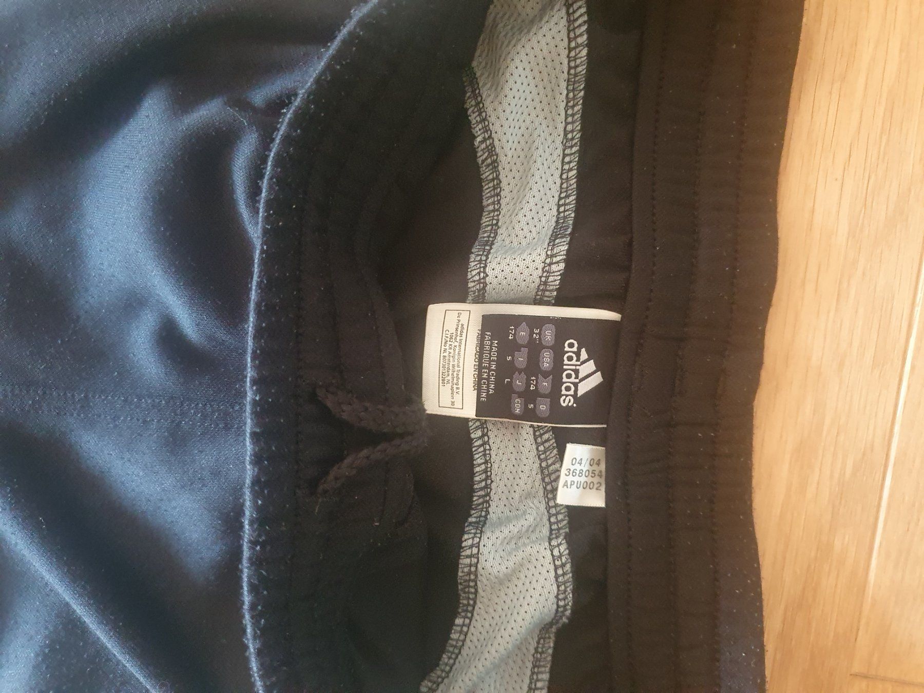 Adidas Pantaloni: Adidas Real Madrid Trainingshose Gr. S – Usato da Dübendorf venduto da zuziii 1