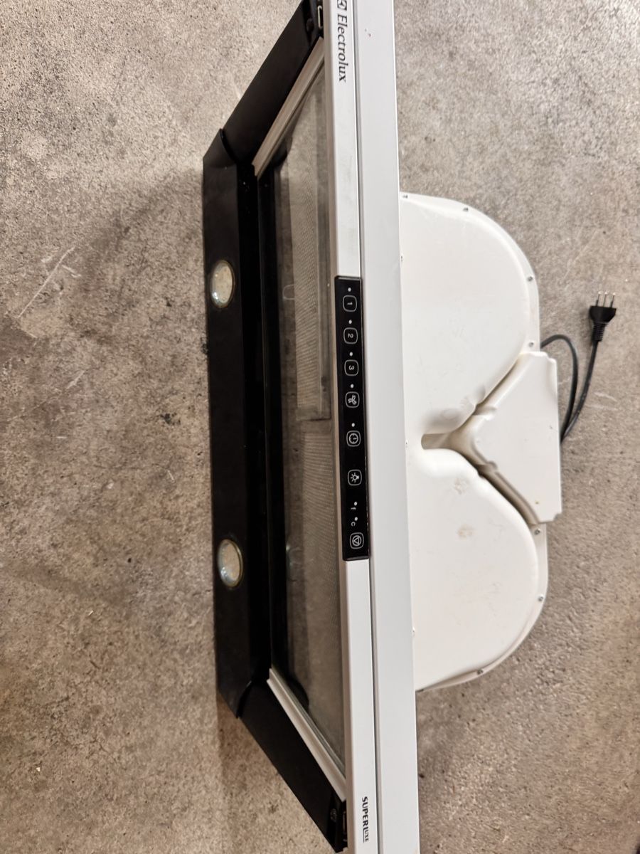 Cappe di aspirazione: Electrolux Dampfabzug 60cm – Usato da Horw venduto da dancav 1