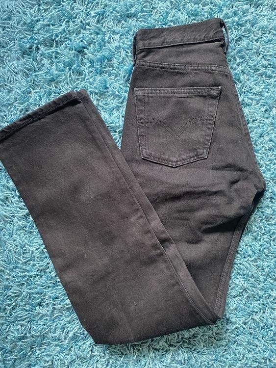 Levi's Jeans: Levi's 501 Black Jeans - W27 L32 – Nuovo (secondo la descrizione) da Oberentfelden venduto da feschli89 2