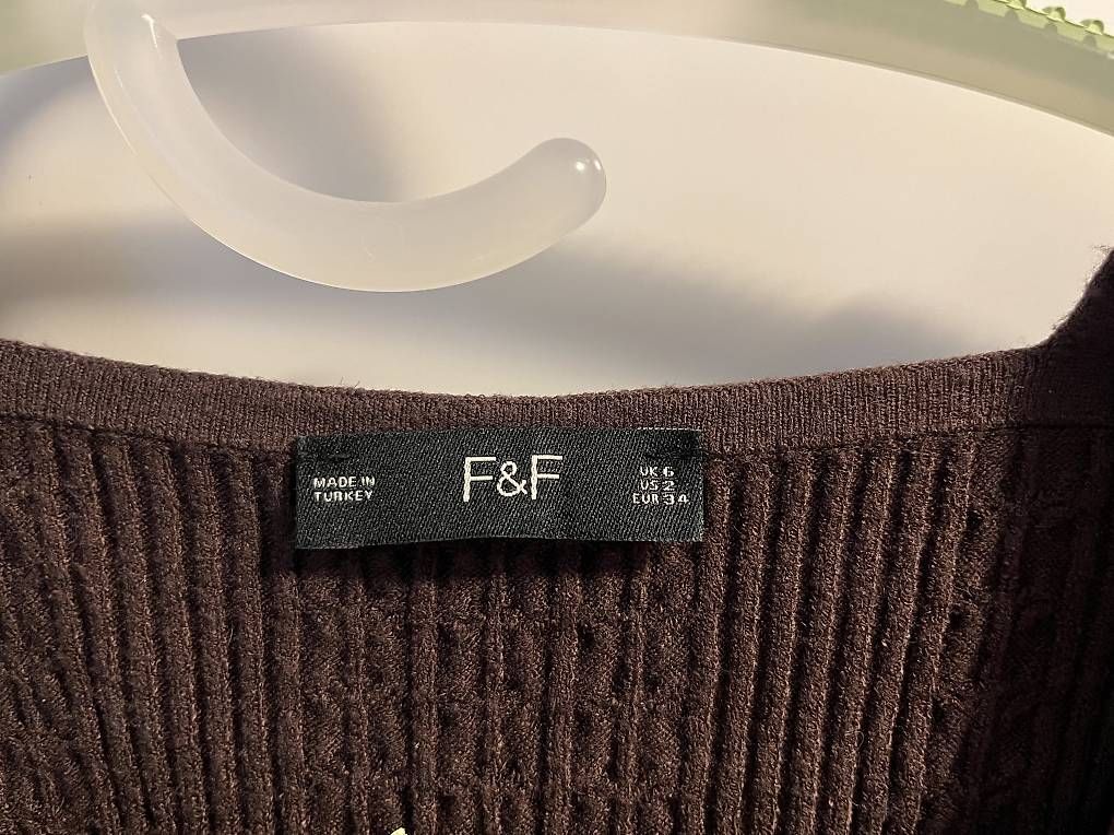 Maglioni & Felpe: Pullover, eckiger Ausschnitt, 34 – Usato da Stallikon venduto da Kuschligwuschlig1 2