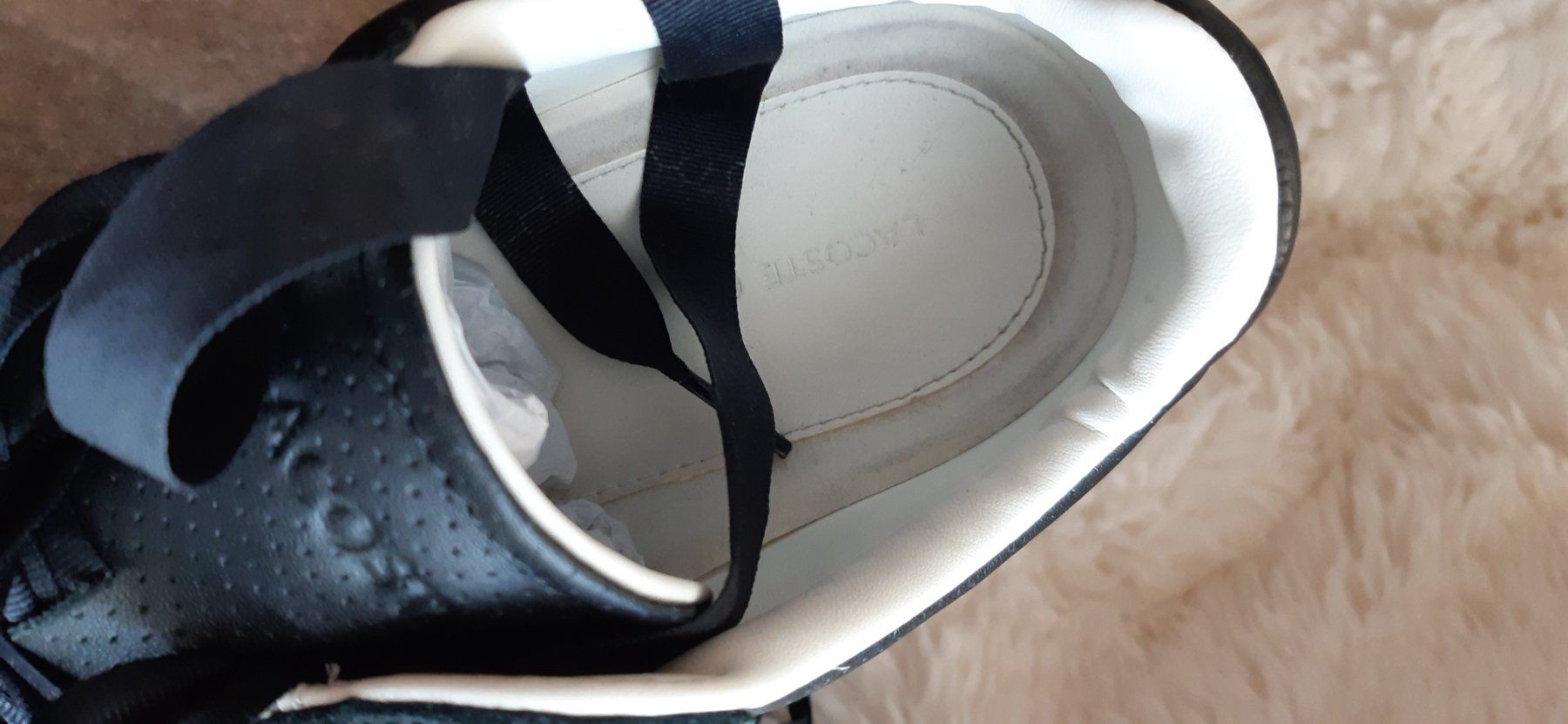 Lacoste Scarpe da donna: Lacoste Sneaker Schwarz/Weiss 41 – Usato da Zürich venduto da Pendeline 4