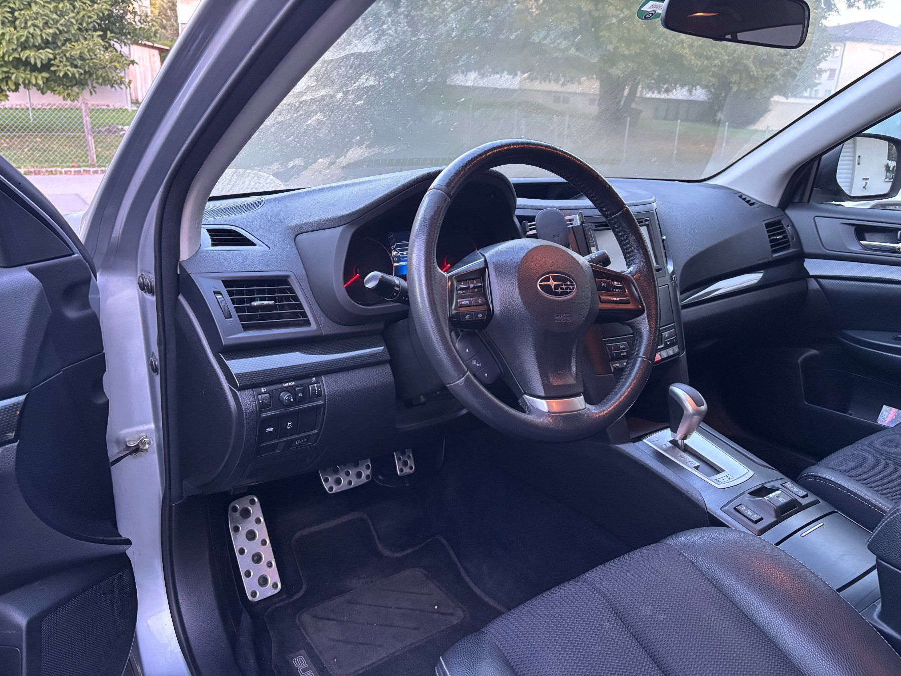 Subaru Autos: Subaru Legacy Outback – D'occasion à Heerbrugg par inf_8sh8 2
