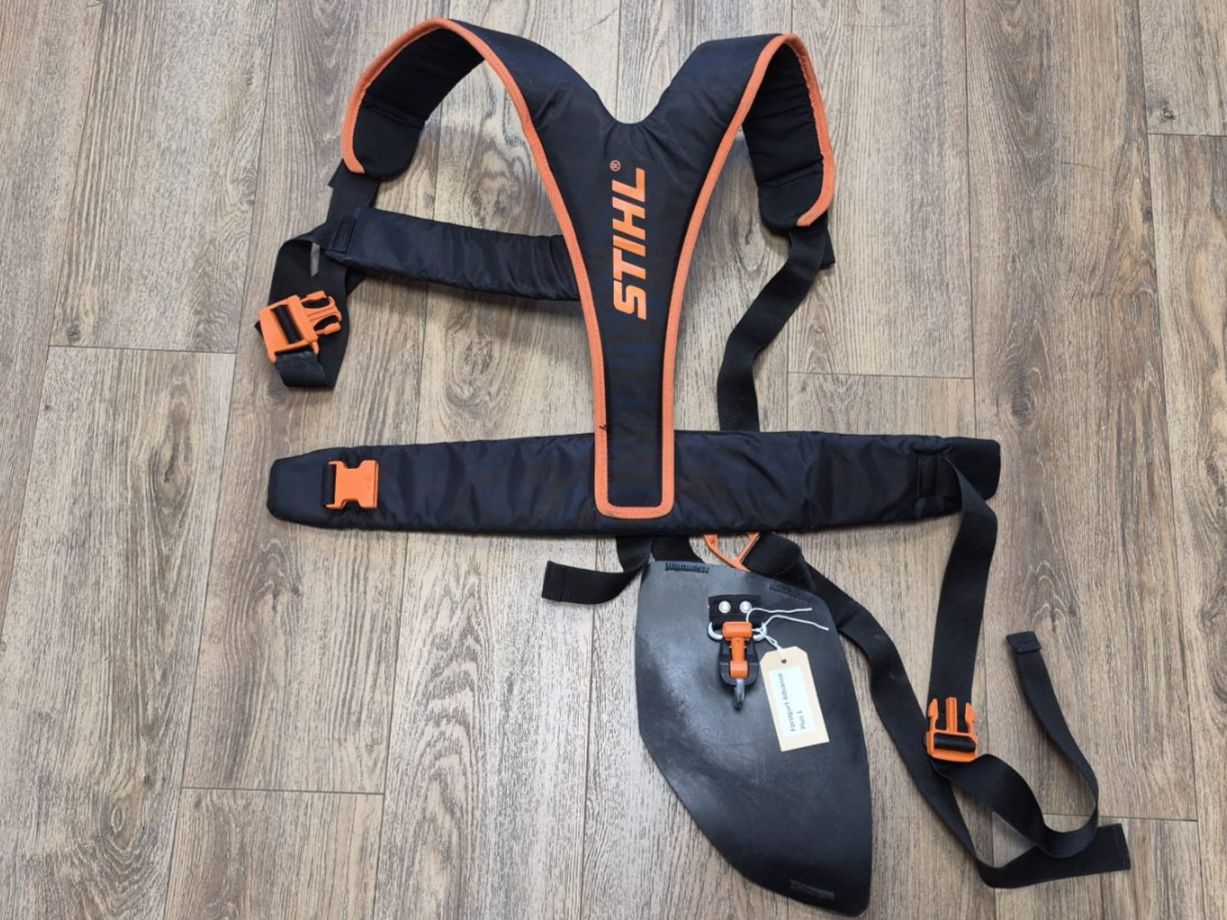 Attrezzatura da arrampicata: Stihl Forstgurt Advance Plus (Nr. 1) – Usato da Niederwil AG venduto da Maeder_AG 1
