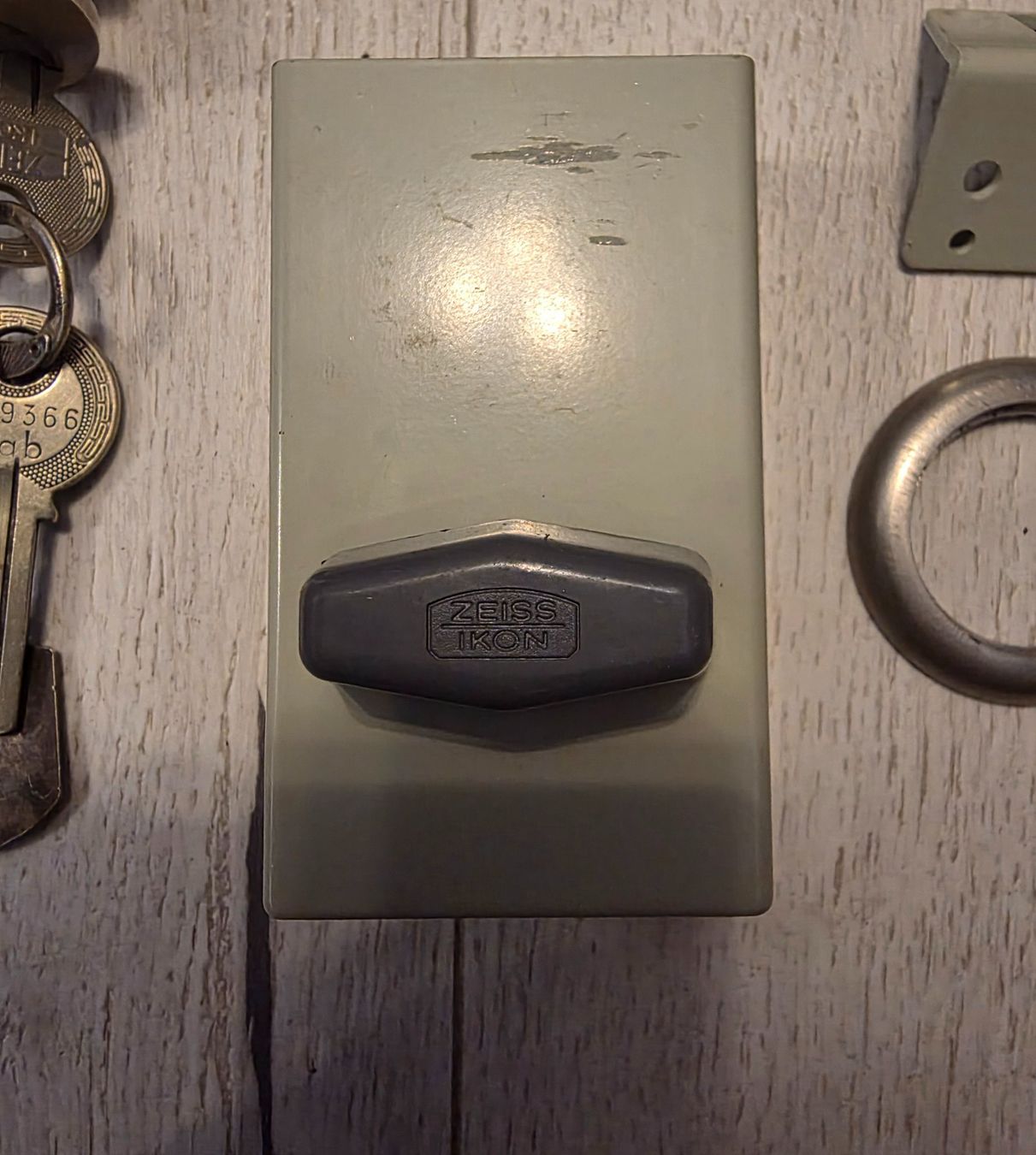 Ferramenta: Serrure de porte - Zeiss Ikon – Usato da Jouxtens-Mézery venduto da ger_hpd5 1