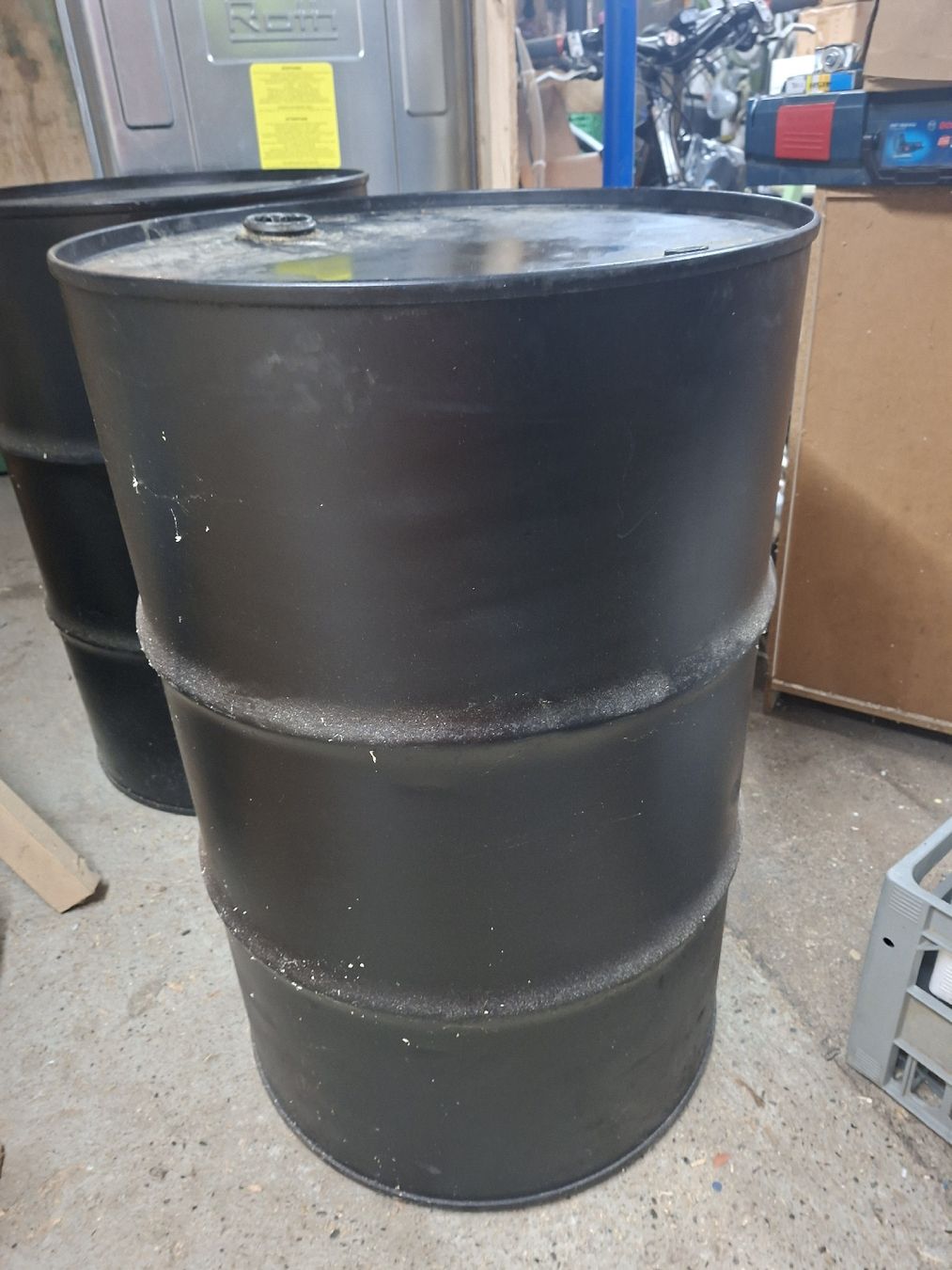 Zubehör: 200 Liter Oel Fass Dicht – Gebraucht aus Emdthal von Pumi79 1