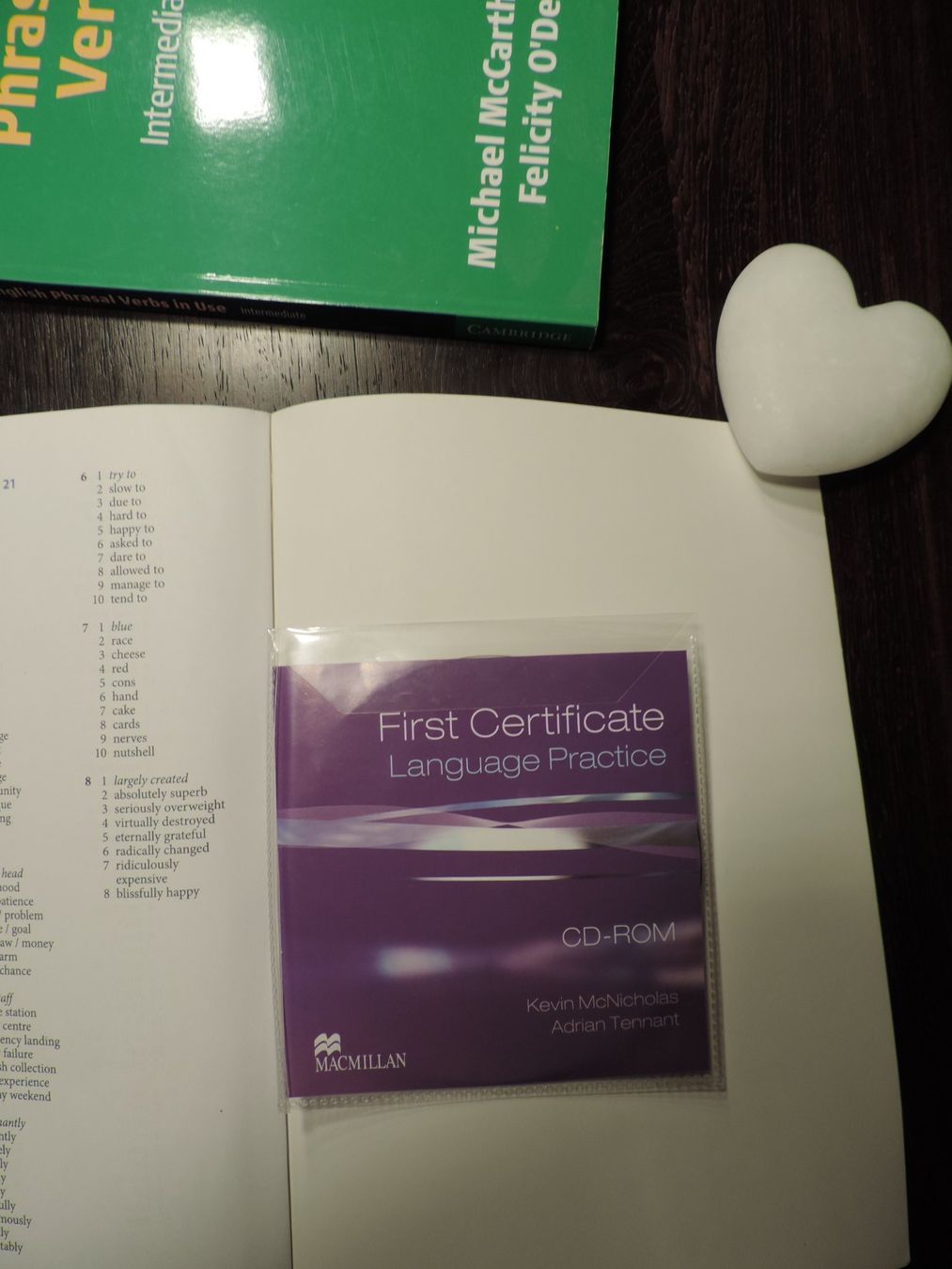 Bücher: First Cert Lang Pract with key & disc – Gebraucht aus Remetschwil von shalpe 2