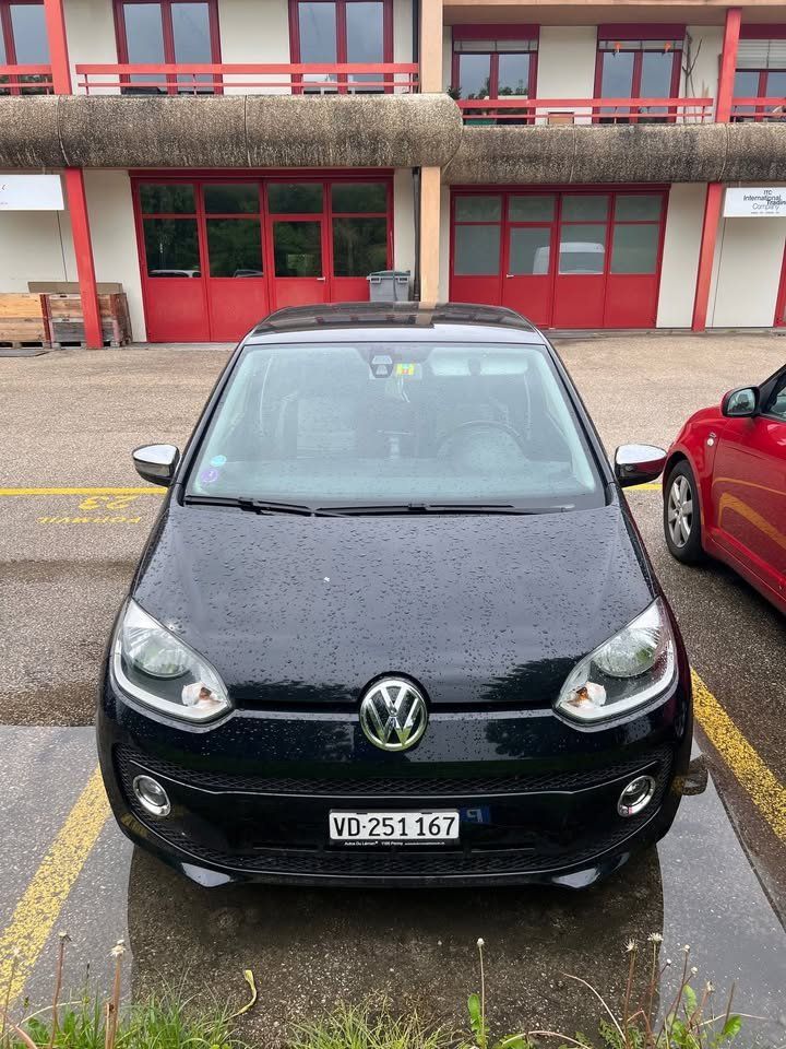VW Automobili: Volkswagen up! Black Edition de 2012 – Usato da crissier venduto da art_p8dl 1