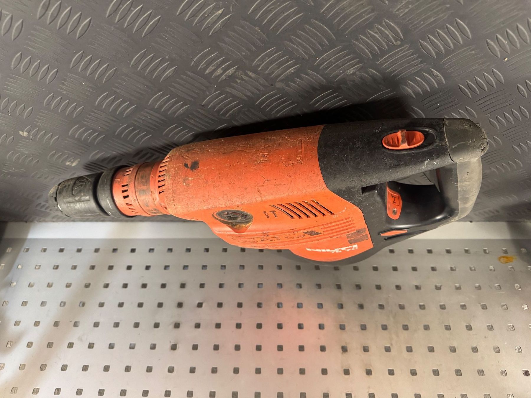 Hilti Trapani: HILTI TE 70 Bohrhammer Defekt – Difettoso da Uetliburg SG venduto da CostaTools 2