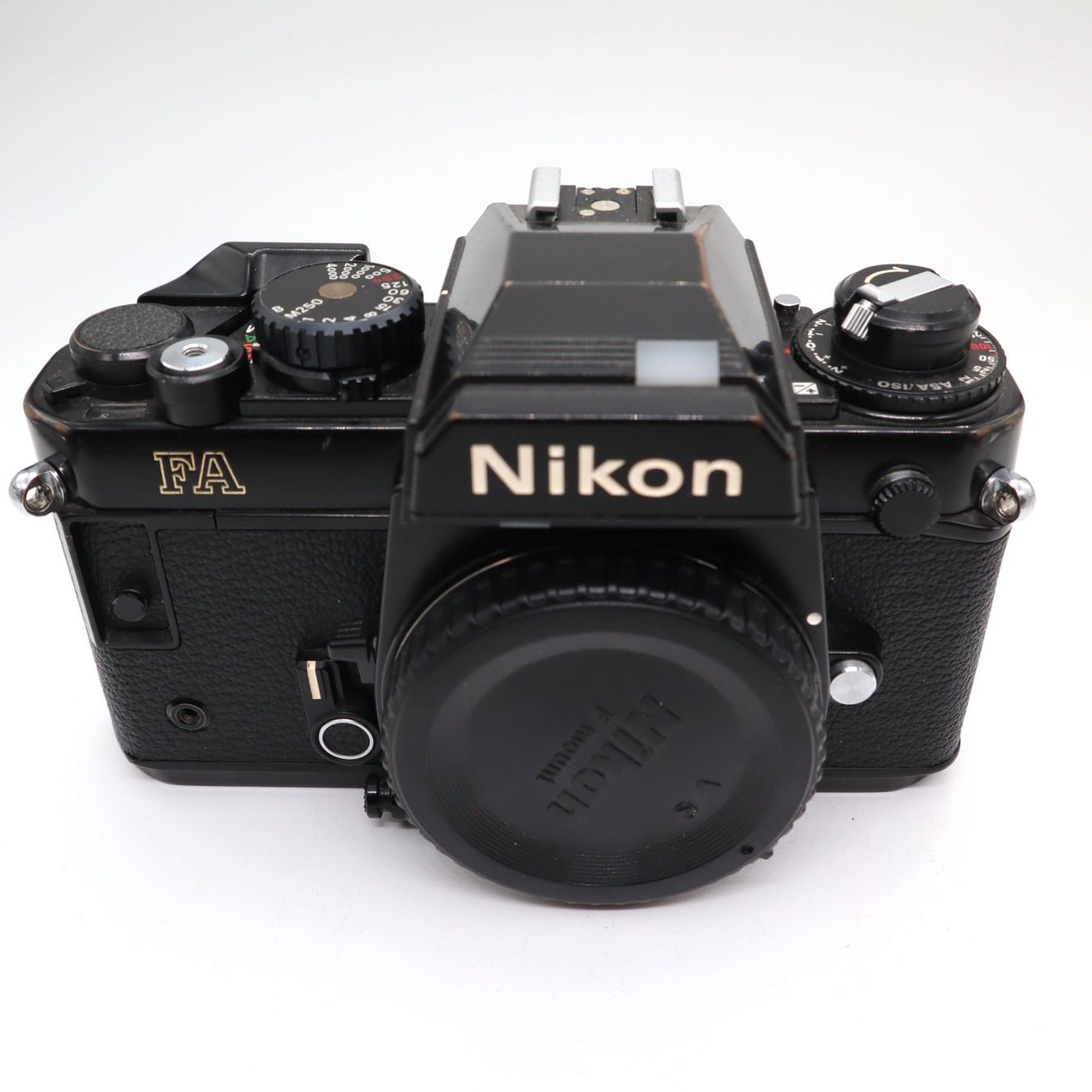Nikon Fotocamera: NIKON FA Kamera – Usato da Volketswil venduto da brockipfannenstil