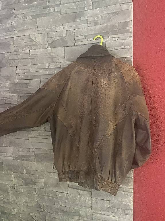 Giacche: Veste cuir  – Usato da Le Noirmont venduto da Leszukis 2