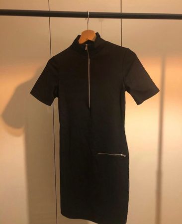 Zara Kleid