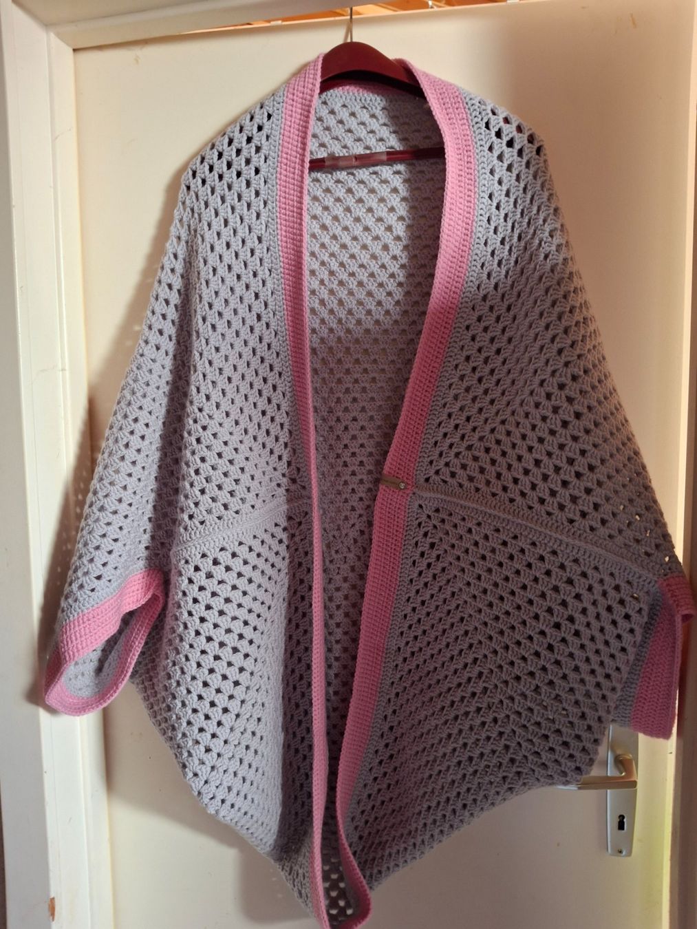 Gilet & Giacche senza maniche: Fait main crochet jaquette taille unique – Nuovo (secondo la descrizione) da Villiers venduto da san_jn5w