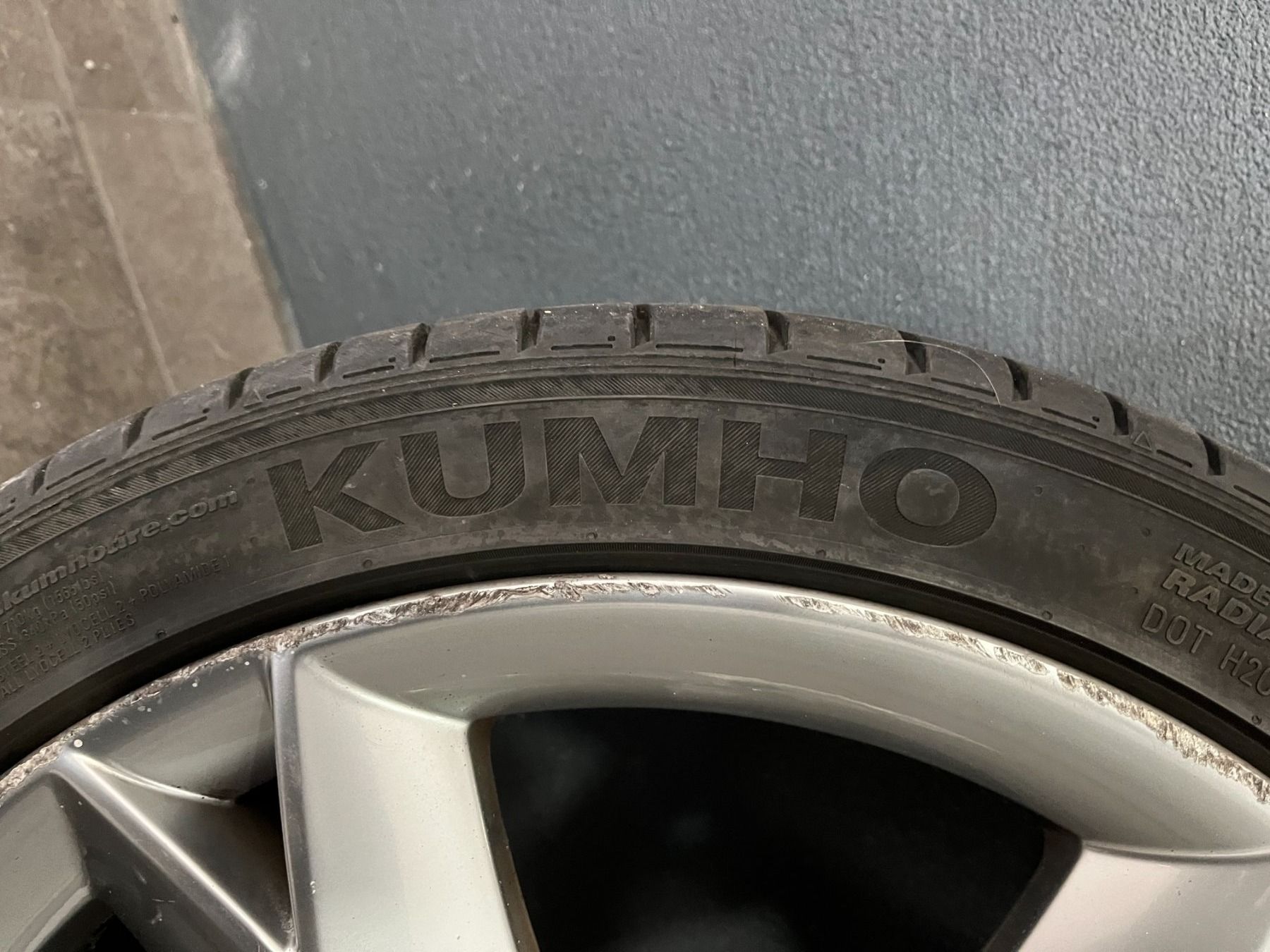 Audi Pneumatici & Ruote complete: 4 X 19 Zoll  Audi Sommerräder – Usato da Altstätten venduto da TM-Auto 3
