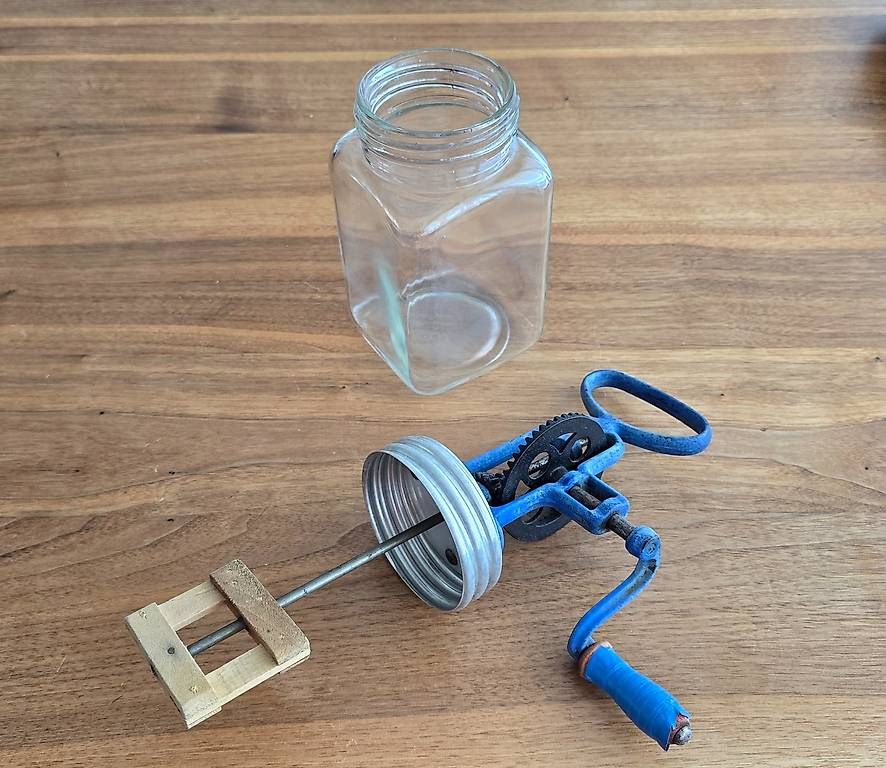 Küchengeräte: Alte Buttermaschine mit Handkurbel – Gebraucht aus Obernau von bet_pr55 2