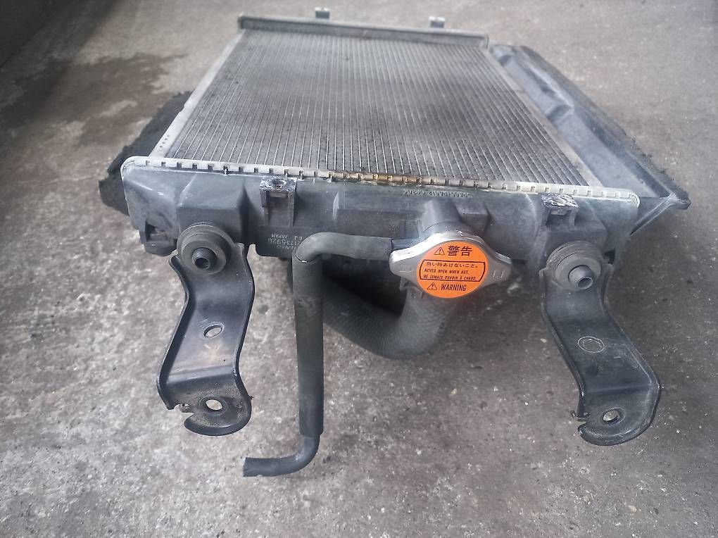 Radiatori: Daihatsu Radiatoren  – Usato da Egolzwil venduto da nag_g6sx 3