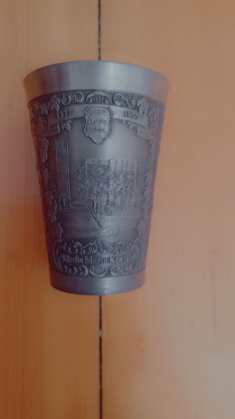 Bicchieri: Gobelet en étain de collection – Usato da Val-d'Illiez venduto da Fred427