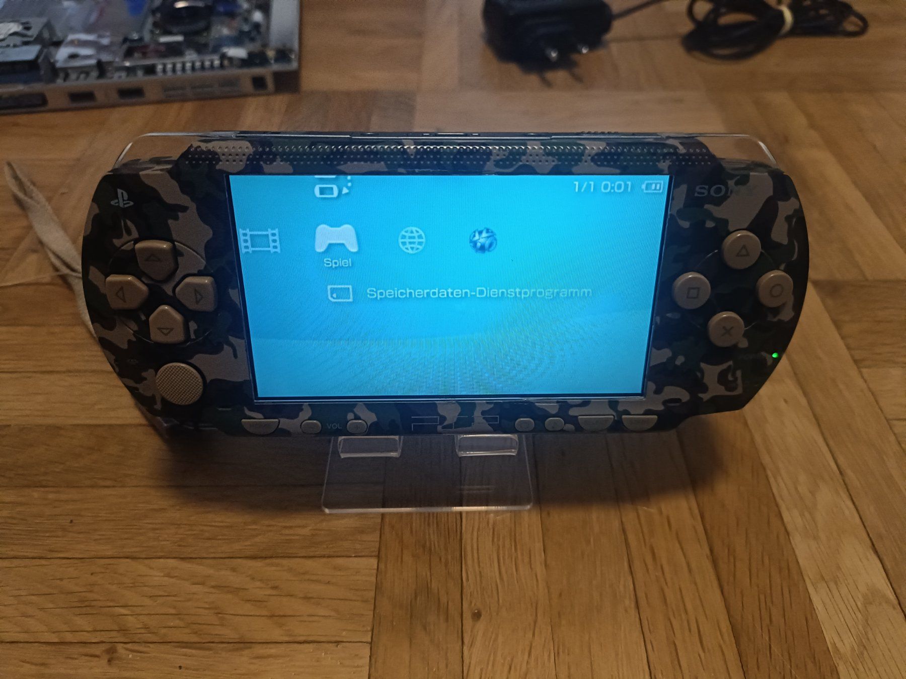 Sony Console: PSP Metal Gear Solid revidiert (refurbished) – Usato da Gipf-Oberfrick venduto da Konsolen_Colin