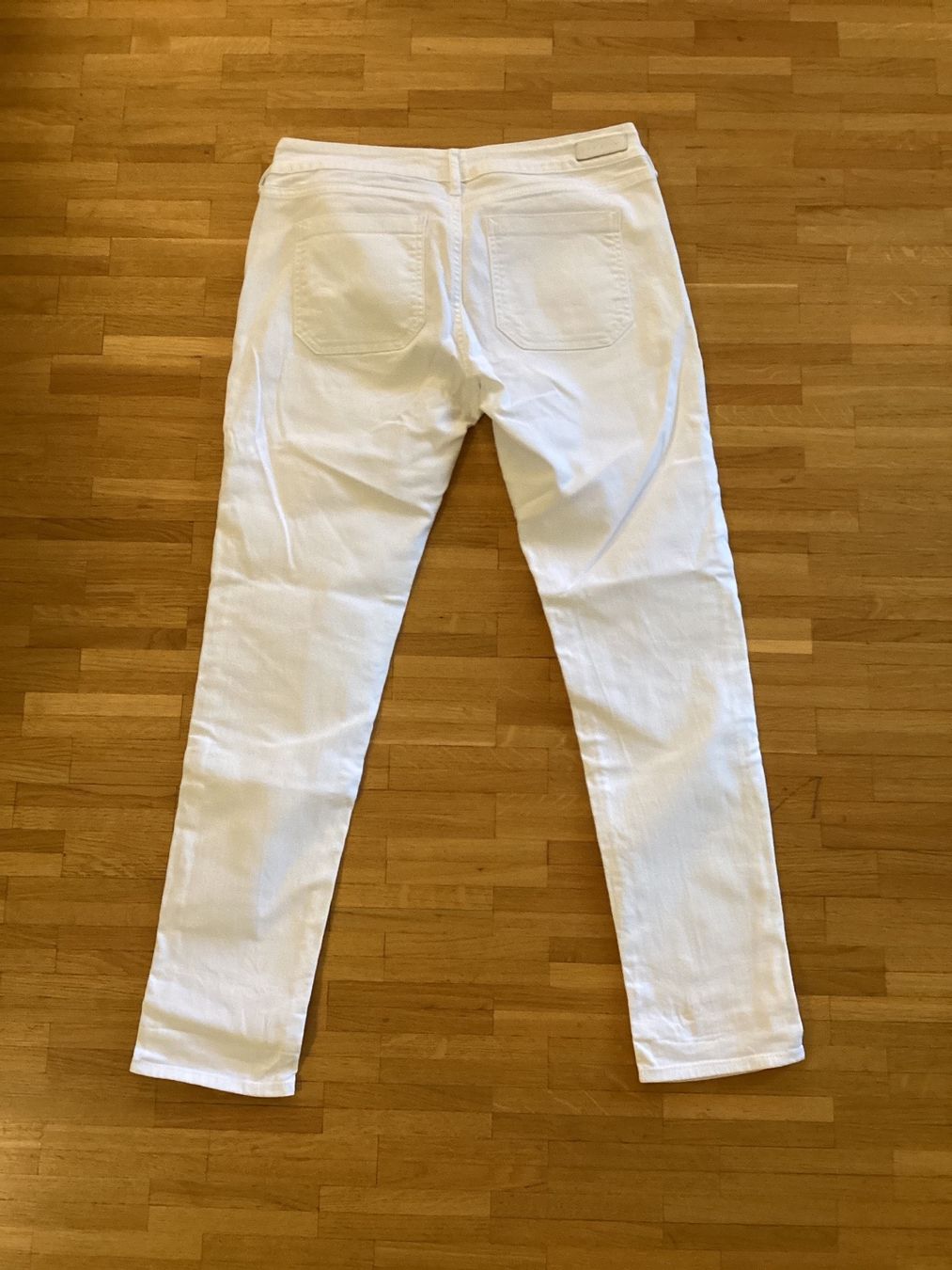 Jeans: Five Jeans, jeans blanc, style bague, 5 poches, taille 38 – Usato da Lausanne venduto da lavirgule 1