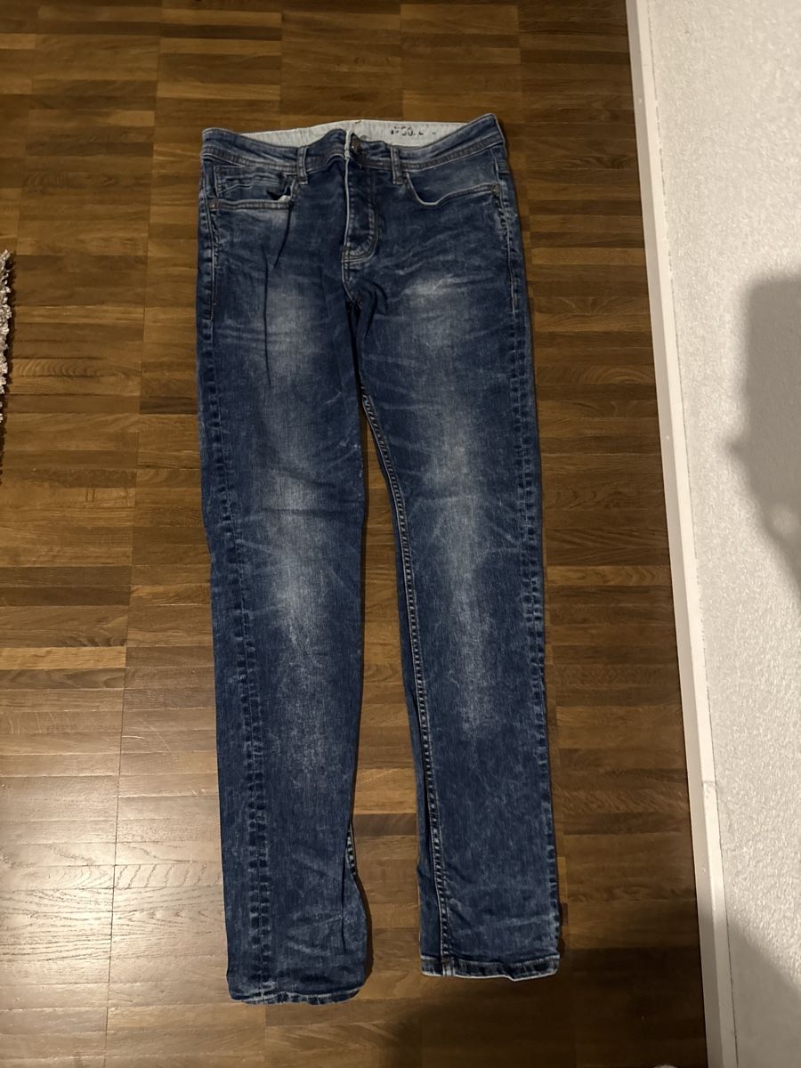 Pantaloni: Jeans Herren Gr. 30 – Usato da Freidorf TG venduto da sarotiko
