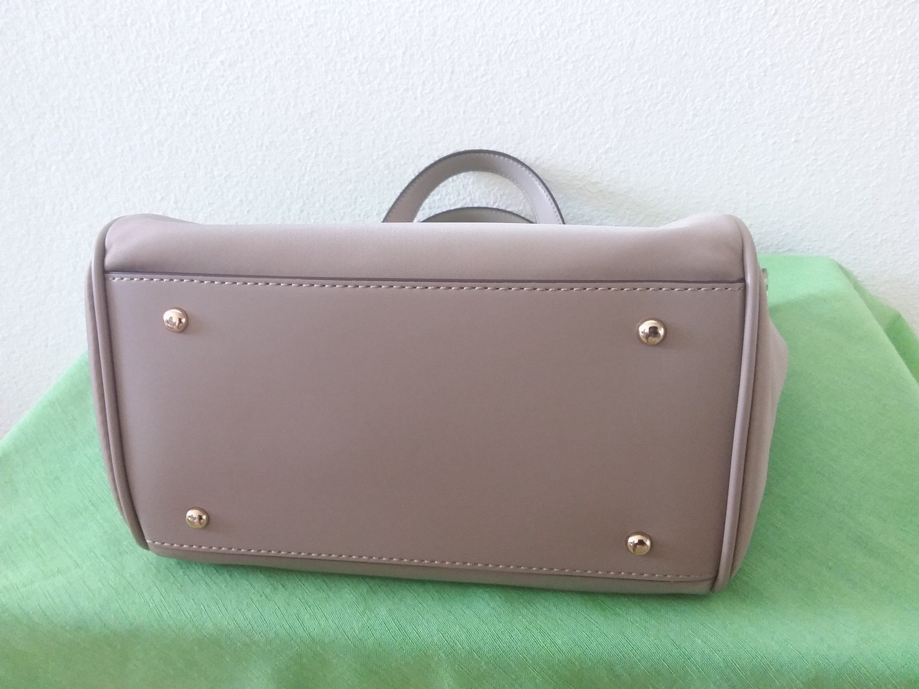 Guess Borse da donna: GUESS Handtasche – Usato da Uitikon Waldegg venduto da Risibisi7 3