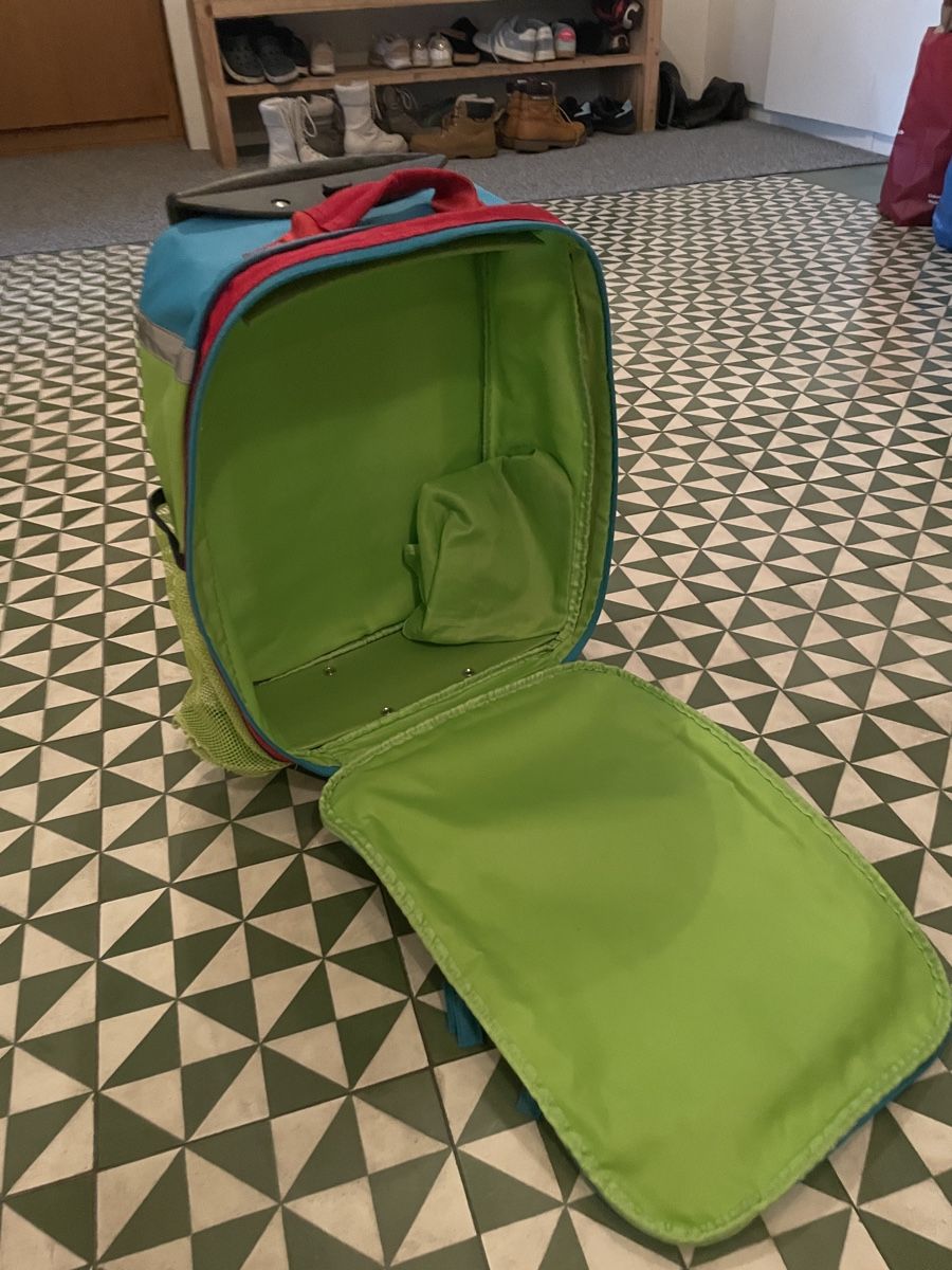 Koffer & Taschen: Praktischer Kinder Koffer – Gebraucht aus Stans von General_Bubu 1