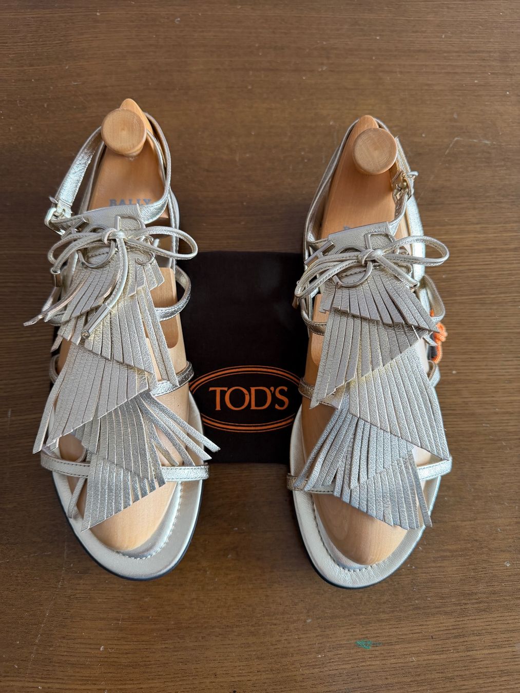 Tod'S Scarpe da donna: Tods Sandalen – Nuovo (secondo la descrizione) da Küssnacht venduto da Flowerlady