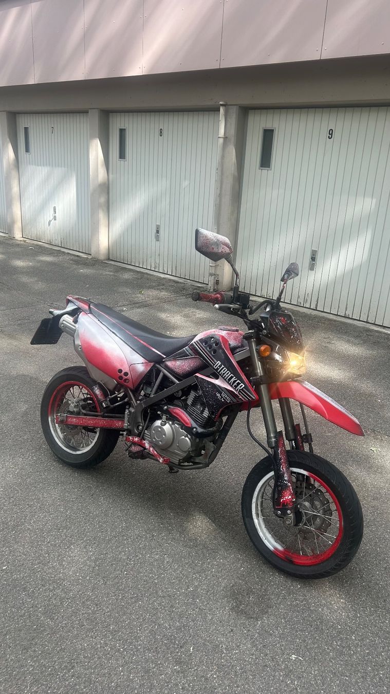 Kawasaki Strada: Kawasaki 125 – Usato da Gland venduto da pe6_8cmy 2