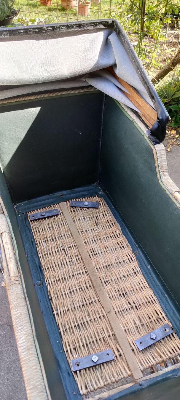 Carrozzine: Alter Kinderwagen – Usato da Krauchthal venduto da Sesoruk 5