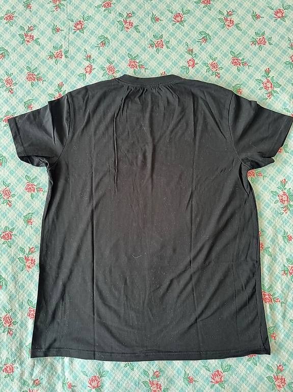 T-shirt: MAGLIETTA TUPAC – Usato da Caslano venduto da Dr.Bread 1