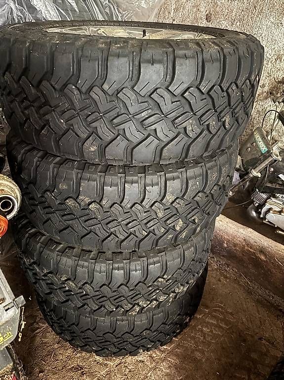 Jeep Pneumatici & Ruote complete: Jeep grand cherokee offroad räder – Usato da Spiringen venduto da marcelh87 1