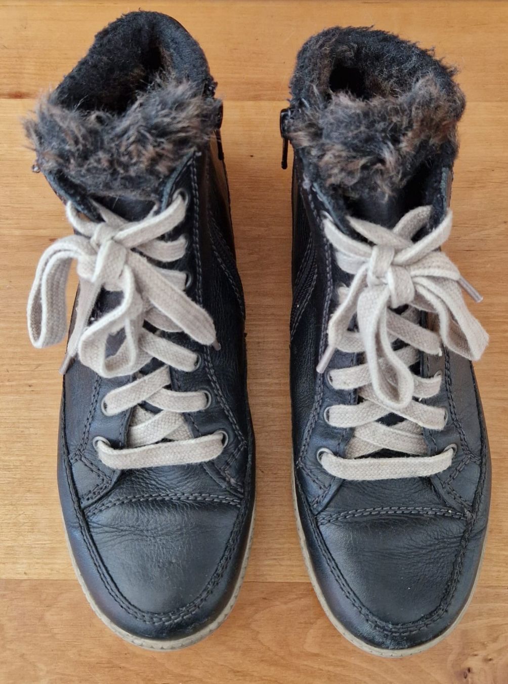 Scarpe da donna: Schuh - medicus – Usato da Frauenfeld venduto da jgh_gx6v 2