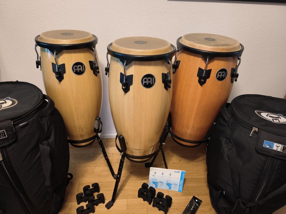 3 Conga mit Ständer und 2 Transportschutz Kaufen auf Ricardo