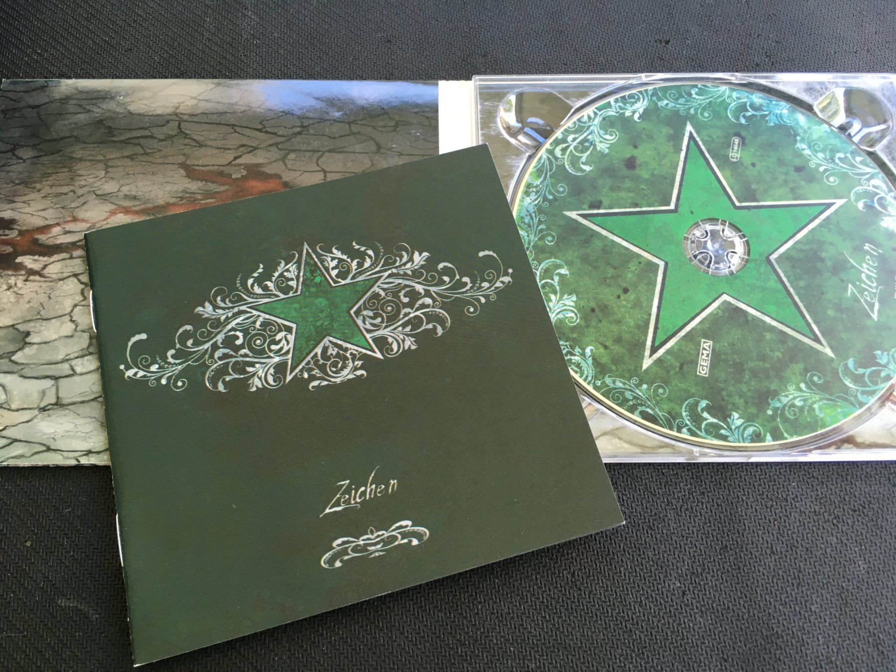 CDs: Mantus - Zeichen -CD- – Gebraucht aus St.Gallen von MedienJoe 1