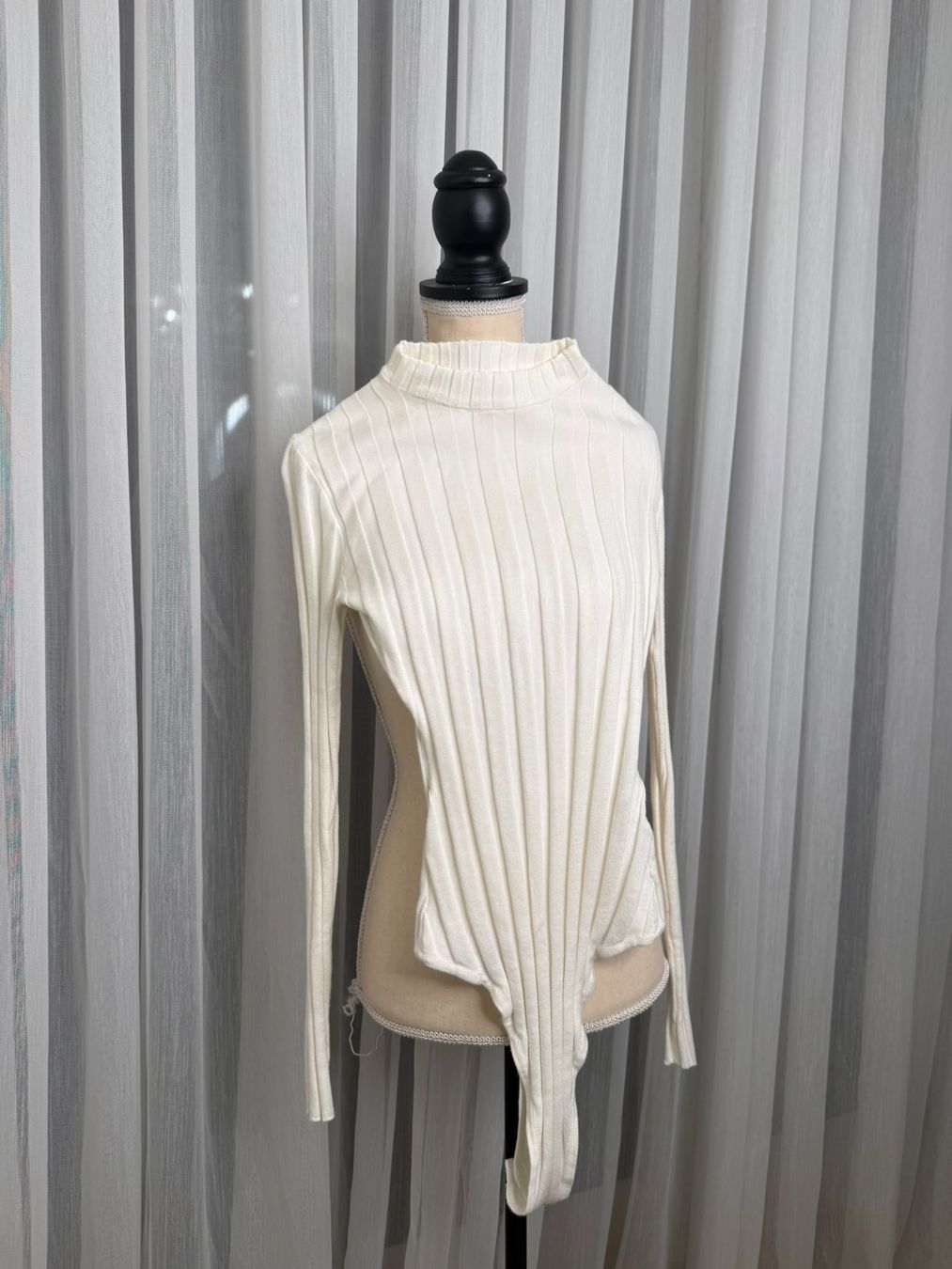 Tops: Missguided Body Weiss – Neu (gemäss Beschreibung) aus Zürich von ffeti 3