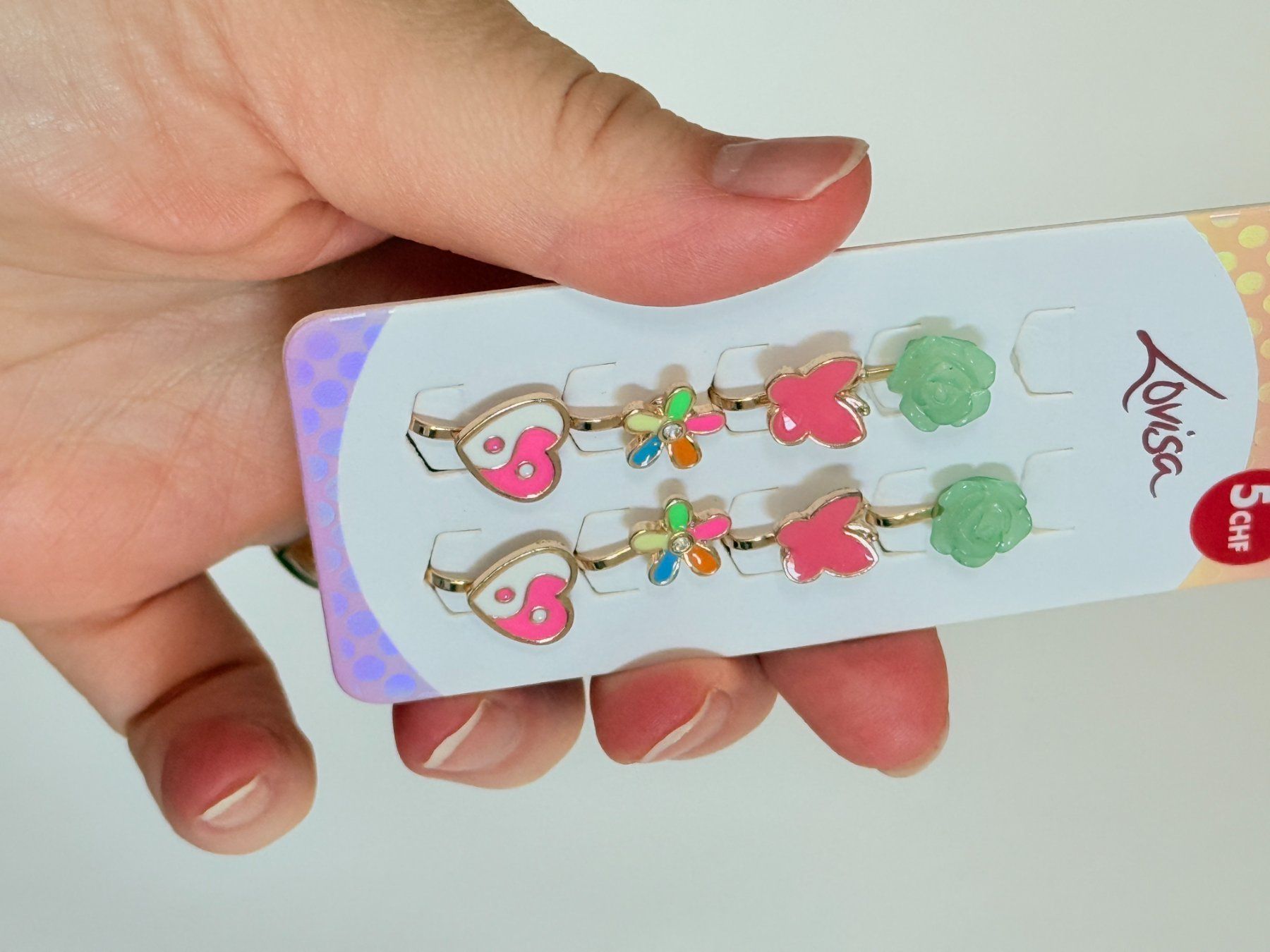 Orecchini pendenti & Orecchini a lobo: Lot de 8 clips d'oreilles Lovisa – Nuovo e nell'imballaggio originale da Genève venduto da AGBERG 2