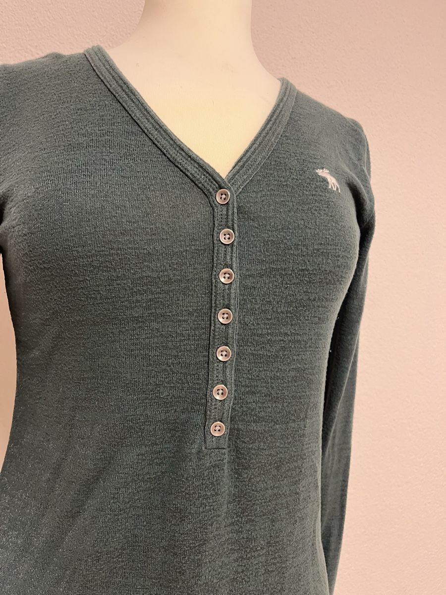 Abercrombie T-shirts: Abercrombie & Fitch Soft Dunkelgrün Gr. M – D'occasion à Thalheim par karmabis_ 2