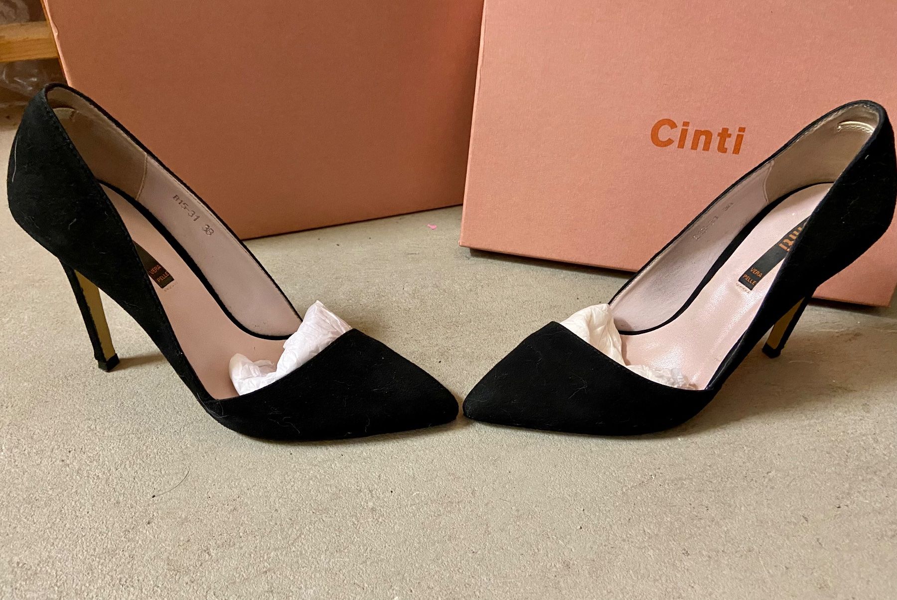 Scarpe da donna: Schwarze Wildleder High Heels - Grösse 38 – Usato da Uitikon Waldegg venduto da frl_muller 1